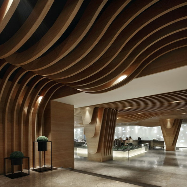 福建商業廣場弧形方通工程案例